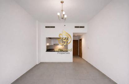 Apartment - 1 Bedroom - 2 Bathrooms for rent in KHK 21 - International City Phase 2 - Al Warsan 4 - Al Warsan - Dubai