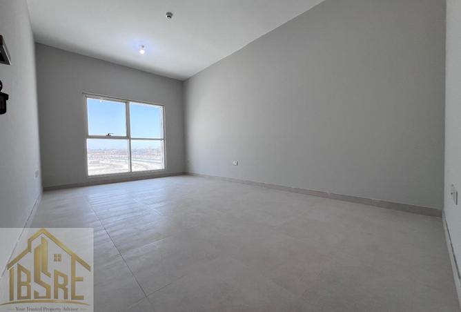120182131 - Property Main Image