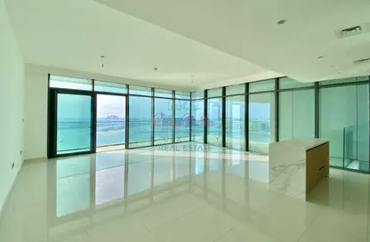 Apartment - 3 Bedrooms - 4 Bathrooms for sale in Beach Vista Tower 1 - Beach Vista - EMAAR Beachfront - Dubai Harbour - Dubai