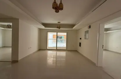 شقة - 3 غرف نوم - 3 حمامات للايجار في 3 المويهات - المويهات - عجمان