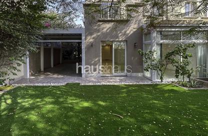 Villa - 2 Bedrooms - 3 Bathrooms for rent in Springs 11 - The Springs - Dubai