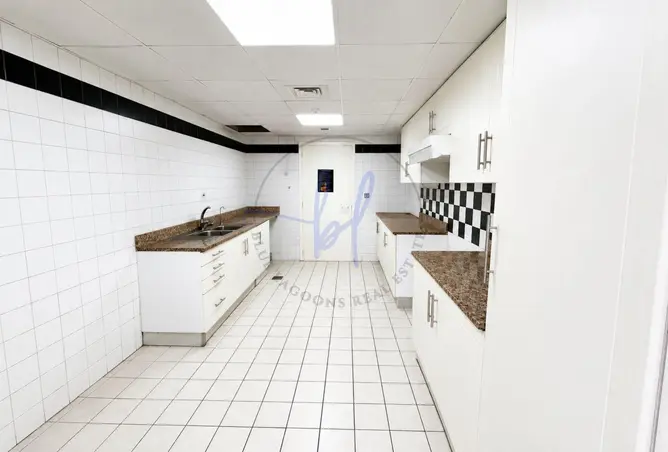 161854244 - Property Image 3