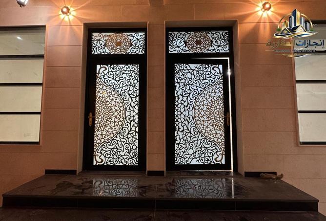 113714882 - Property Image 3