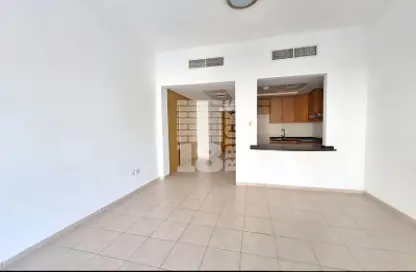 Apartment - 1 Bathroom for rent in Building 93 - Mediterranean Cluster - Discovery Gardens - Dubai