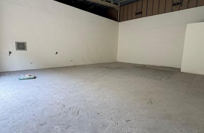 Warehouse - Studio for rent in Mazyad Mall - Mohamed Bin Zayed City - Abu Dhabi
