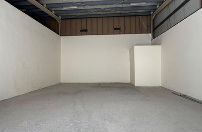 Warehouse - Studio for rent in Mazyad Mall - Mohamed Bin Zayed City - Abu Dhabi