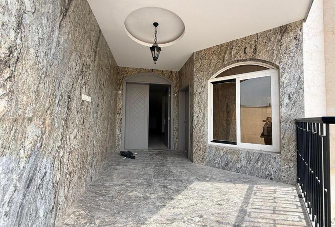 68293703 - صورة العقار 3