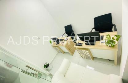 Office Space - Studio - 1 Bathroom for rent in Red Avenue - Al Garhoud - Dubai