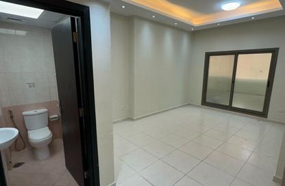 Apartment - 1 Bedroom - 2 Bathrooms for rent in Paradise Lakes Tower B6 - Paradise Lakes Towers - Emirates City - Ajman Apartment - 1 Bedroom - 2 Bathrooms for rent in Paradise Lakes Tower B6 - Paradise Lakes Towers - Emirates City - Ajman