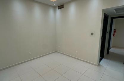 Apartment - 1 Bedroom - 2 Bathrooms for rent in Paradise Lakes Tower B6 - Paradise Lakes Towers - Emirates City - Ajman Apartment - 1 Bedroom - 2 Bathrooms for rent in Paradise Lakes Tower B6 - Paradise Lakes Towers - Emirates City - Ajman
