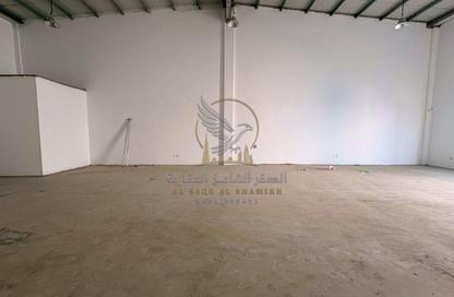 Warehouse - Studio - 1 for rent in Al Sajaa S - Al Sajaa - Sharjah