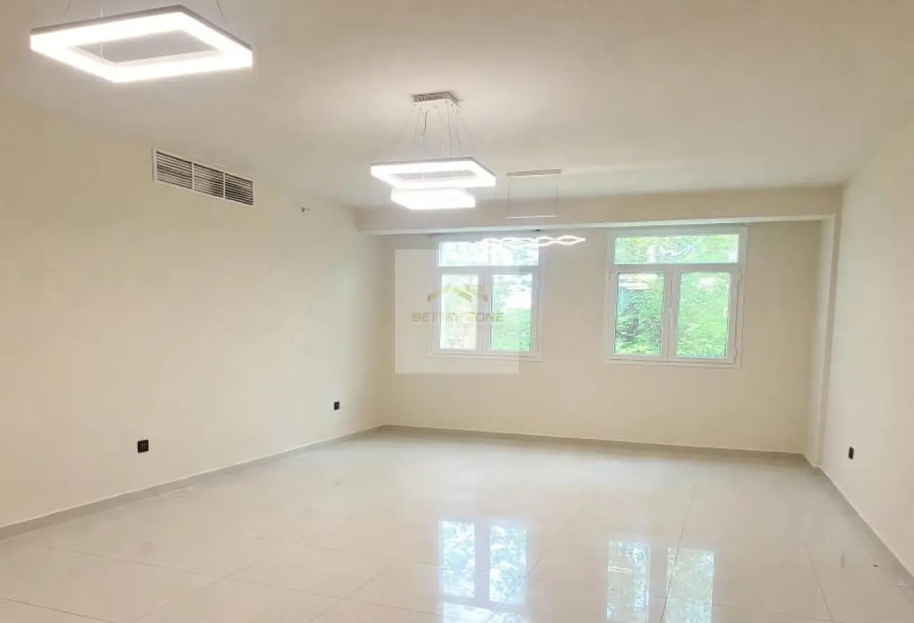 165586947 - Property Main Image