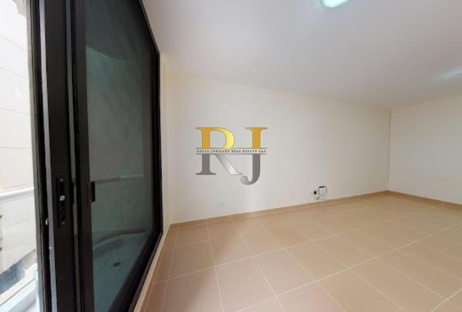 63244345 - صورة العقار 3