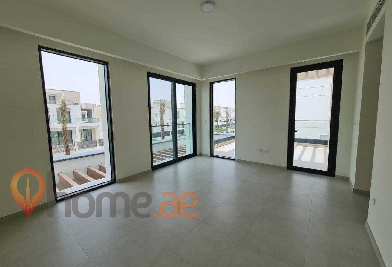 Luxury 4BR Villa | Roof Terrace | Prime Location photo 9