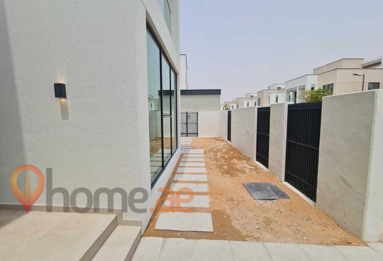 Luxury 4BR Villa | Roof Terrace | Prime Location photo 10