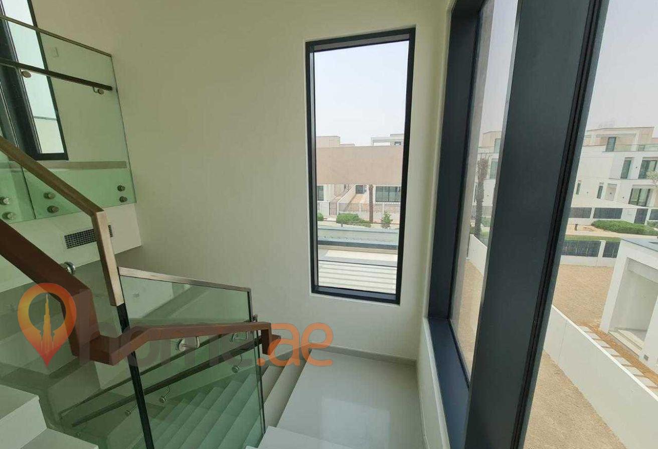 Luxury 4BR Villa | Roof Terrace | Prime Location photo 3