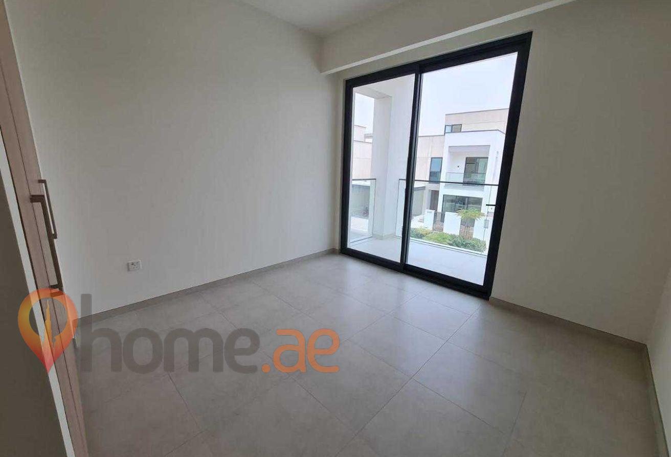 Luxury 4BR Villa | Roof Terrace | Prime Location photo 8