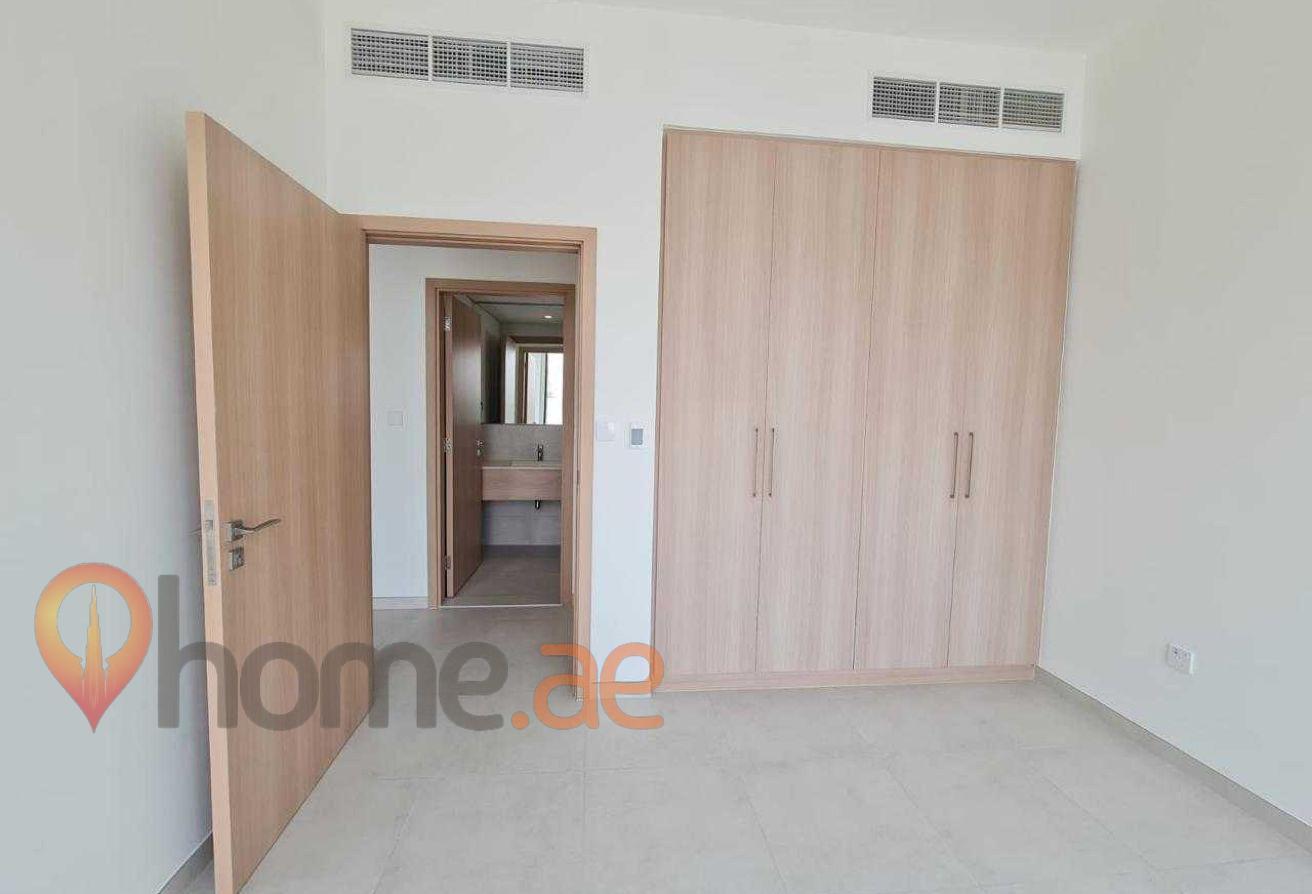 Luxury 4BR Villa | Roof Terrace | Prime Location photo 2
