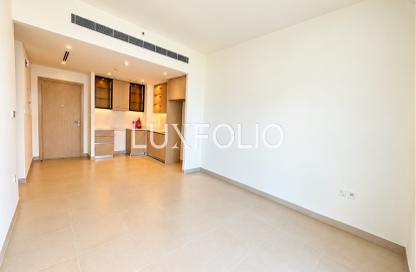 Apartment - 2 - 2 for rent in Golf Heights - The Views - Dubai