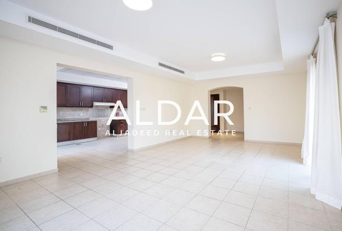 76987117 - Property Image 3