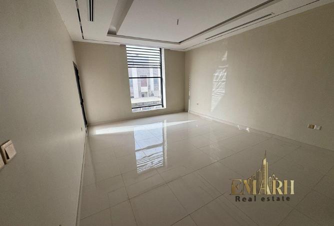 99559876 - Property Image 3