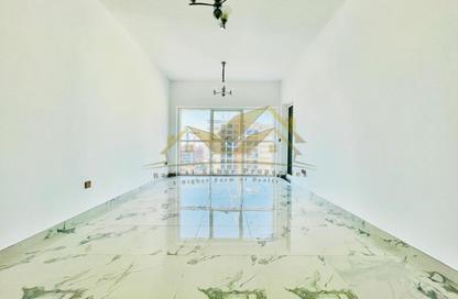 Apartment - 1 Bedroom - 2 Bathrooms for rent in Jumeirah Garden City - Al Satwa - Dubai