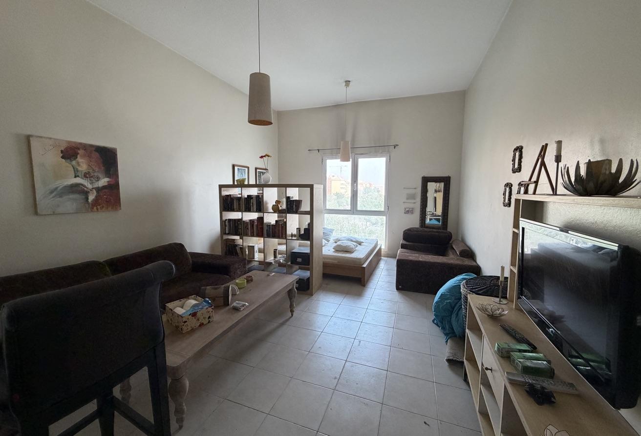 Furnished Studio | Well Maintained | Near to Metro photo 6