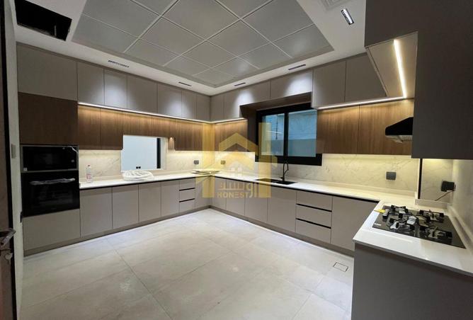 130682297 - Property Image 3