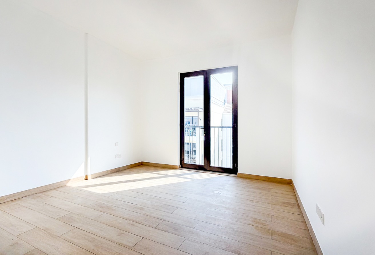 2 bedroom apartment in La Rive Building 3, Jumeirah: 13