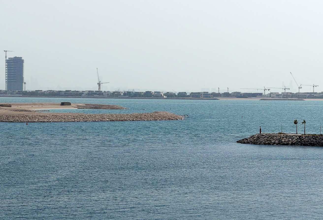 2 bedroom apartment in La Rive Building 3, Jumeirah: 28