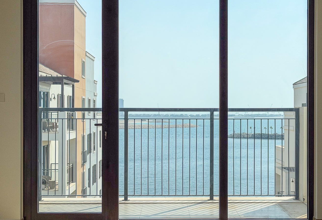2 bedroom apartment in La Rive Building 3, Jumeirah: 27