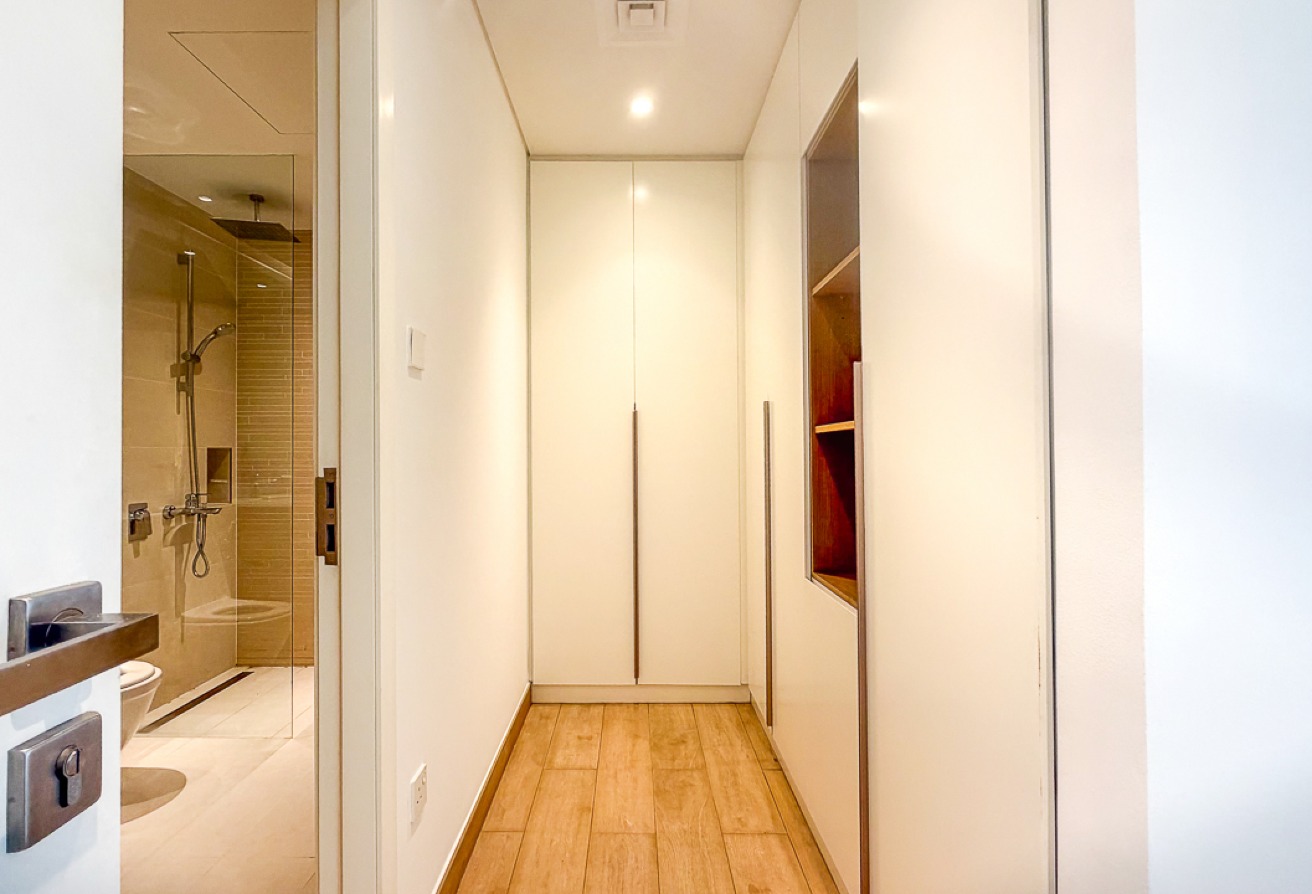 2 bedroom apartment in La Rive Building 3, Jumeirah: 20
