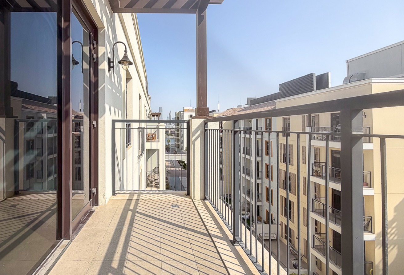 2 bedroom apartment in La Rive Building 3, Jumeirah: 7