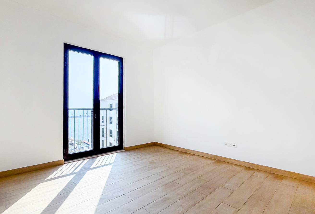 2 bedroom apartment in La Rive Building 3, Jumeirah: 16