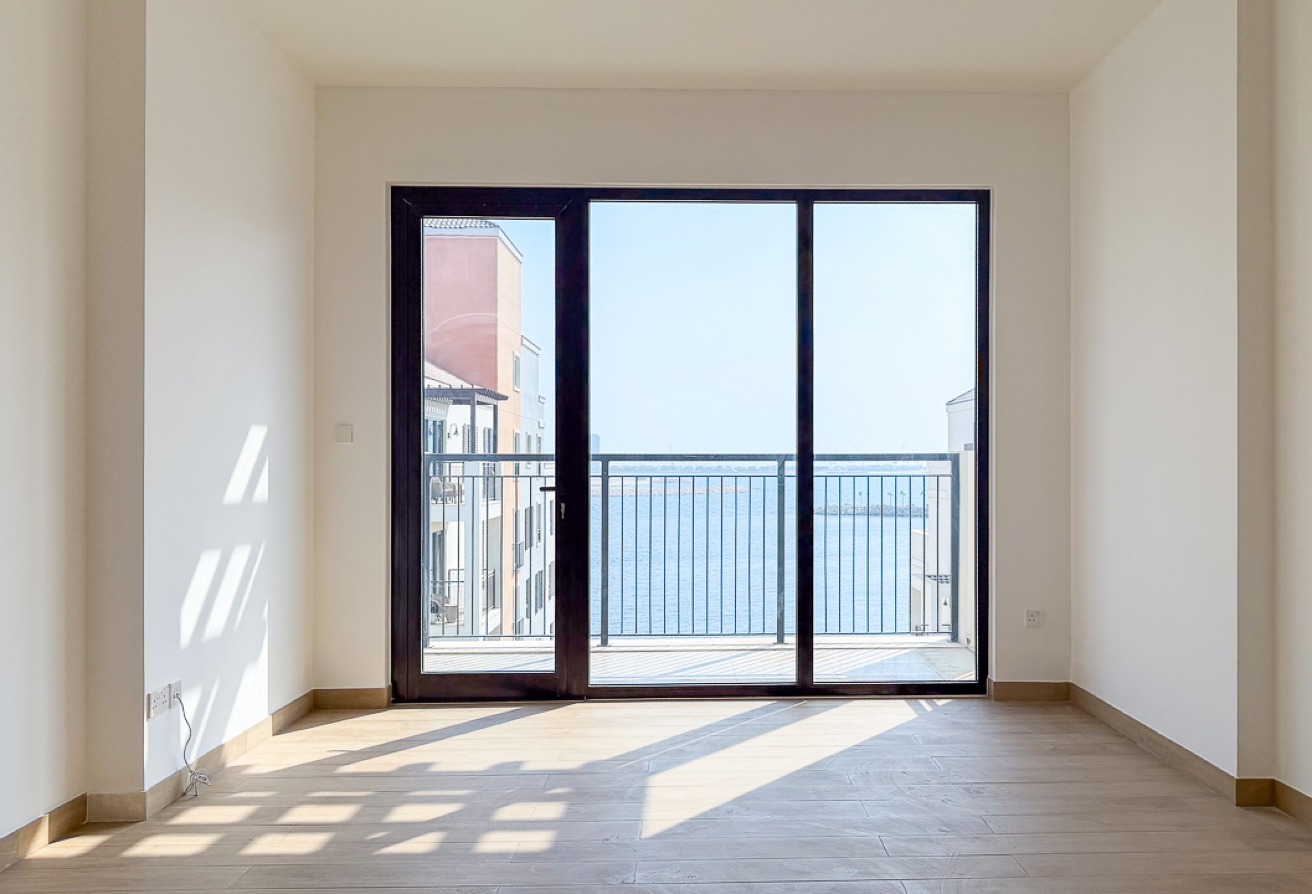 2 bedroom apartment in La Rive Building 3, Jumeirah: 8