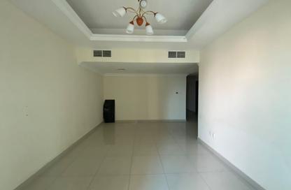 Apartment - 2 - 3 for rent in Al Mamzar - Al Mamzar - Sharjah - Sharjah Apartment - 2 - 3 for rent in Al Mamzar - Al Mamzar - Sharjah - Sharjah
