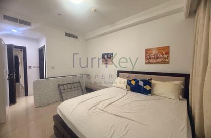 Apartment - 1 - 1 for rent in Marina Crown - Dubai Marina - Dubai