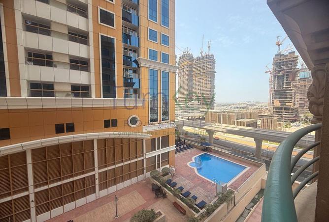 Fully Furnished l Pool and Road View l Vacant photo 3