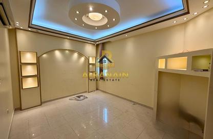 Apartment - 3 Bedrooms - 3 Bathrooms for rent in Al Jimi - Al Ain