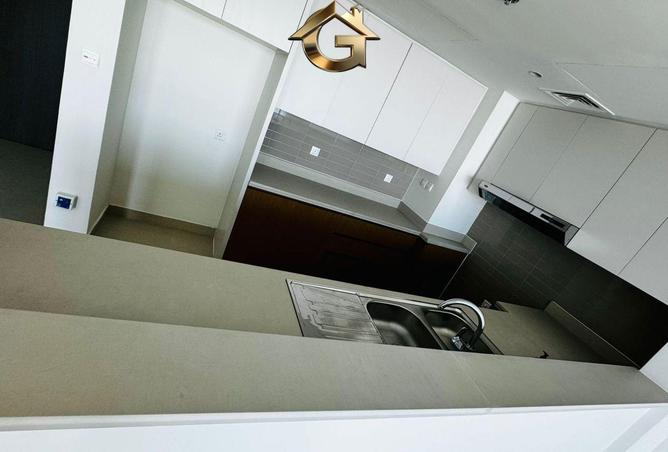 73788304 - Property Image 3