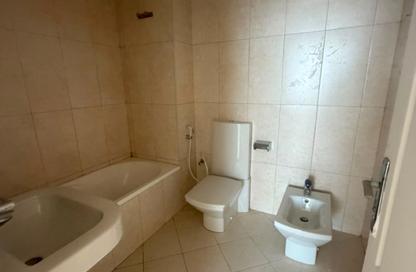 Apartment - 2 - 3 for rent in Al Majaz 2 - Al Majaz - Sharjah Apartment - 2 - 3 for rent in Al Majaz 2 - Al Majaz - Sharjah