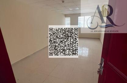 سكن عمال - استوديو - 7+ للإيجار في المنطقة الصناعية رقم 2 - المنطقة الصناعية بالشارقة - الشارقة