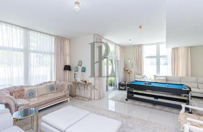 Villa - 6 - 7 for sale in Trixis - Damac Hills 2 - Dubai Villa - 6 - 7 for sale in Trixis - Damac Hills 2 - Dubai