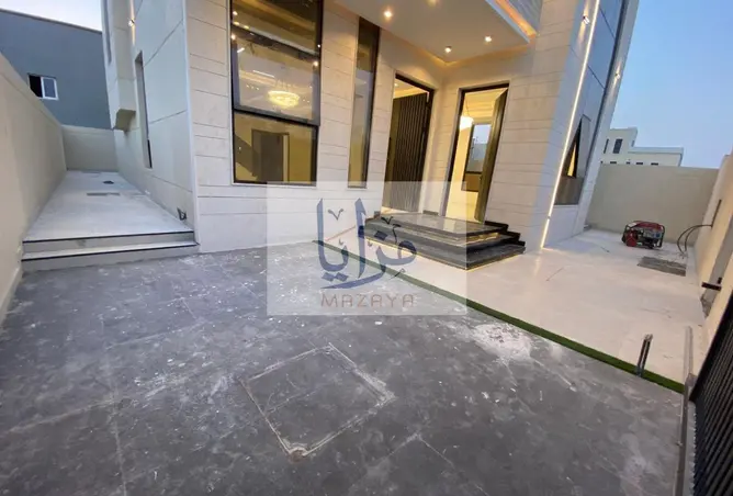 161862120 - Property Image 3