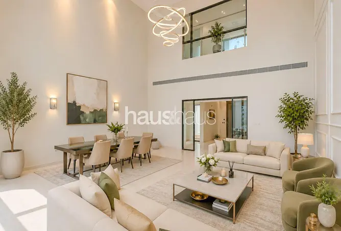 102820651 - Property Image 3