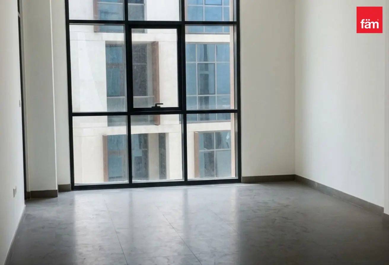 152813898 - Property Main Image