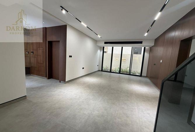 67918085 - Property Image 3