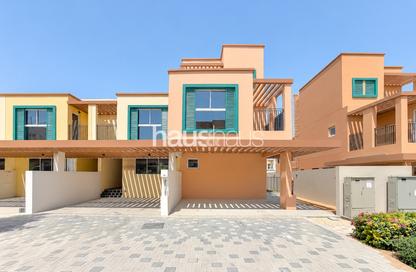 Townhouse - 5 - 6 for rent in Nice - Damac Lagoons - Dubai