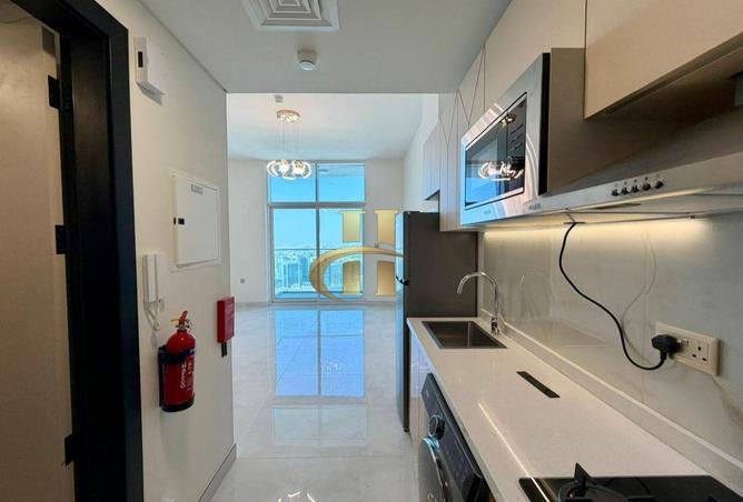 56958103 - Property Image 2