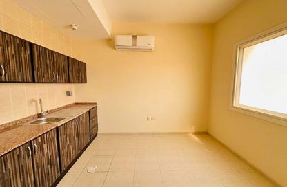 Apartment - Studio - 1 Bathroom for rent in Al Shamsi 2 - Muwaileh Commercial - Sharjah